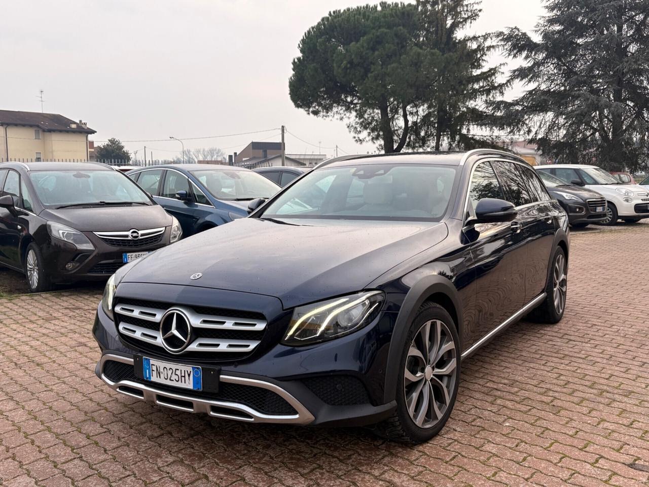 Mercedes-benz E 220 d S.W. 4Matic Auto Premium Plus All-Terrain