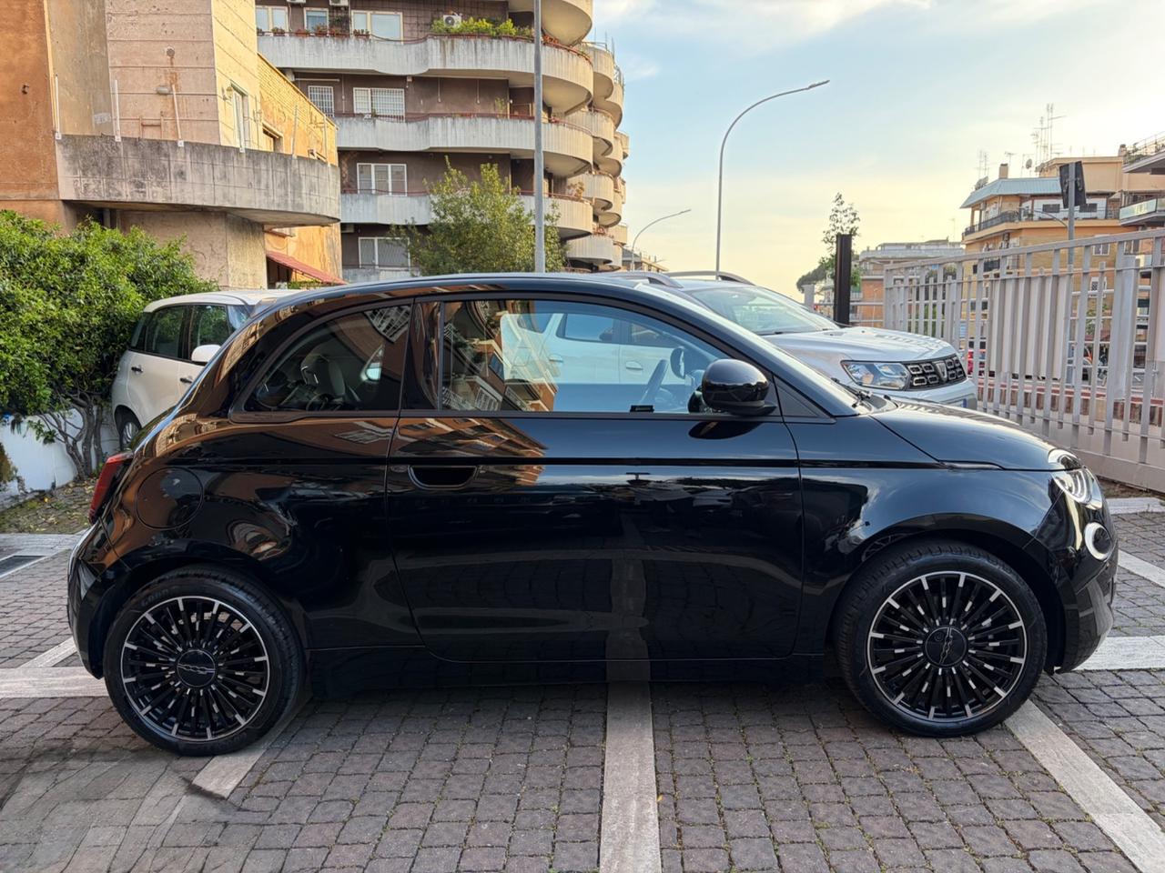 Fiat 500e Cabrio 42 kWh Icon - VENDUTA IL 28.4.2026 !!