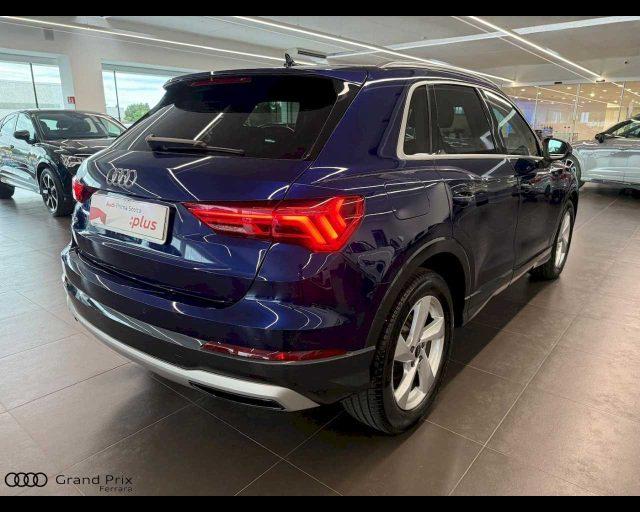 AUDI Q3 35 TDI S tronic Business Advanced