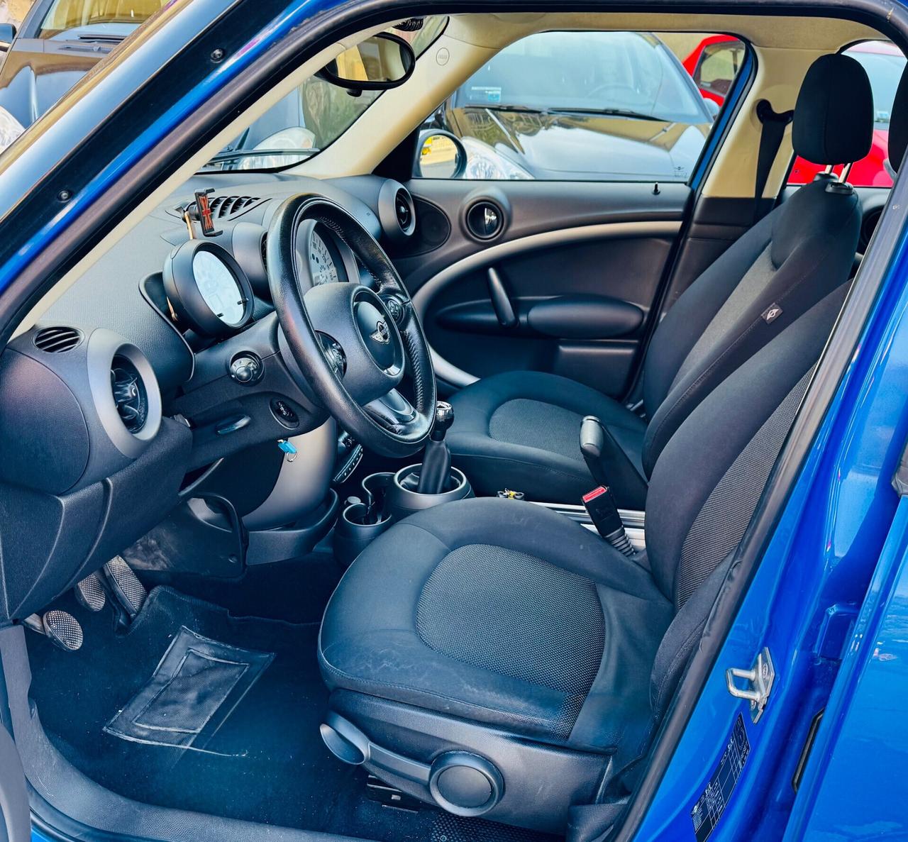 Mini Cooper Countryman OK NEOPATENTATI