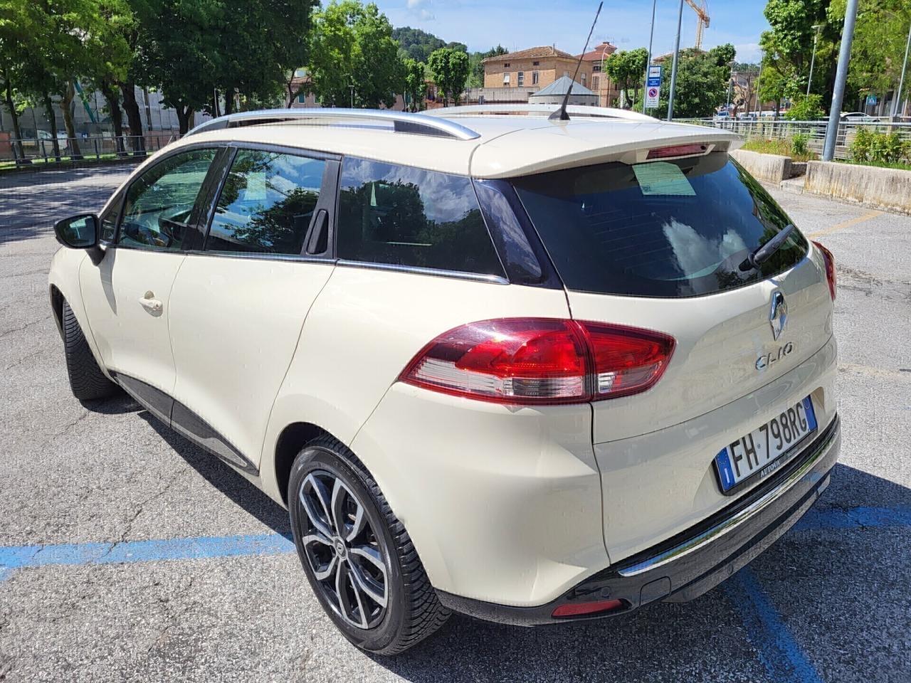 RENAULT Clio SW 1.5 dCi-UNICO PROPR-6B-REVISIONI