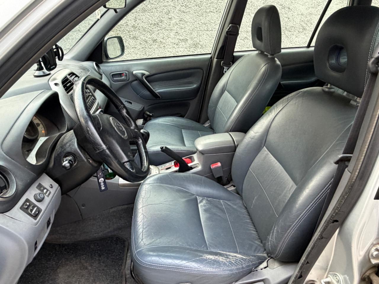 TOYOTA RAV4 2.0 16V BENZ-GPL 2032 4X4 UNI PROP