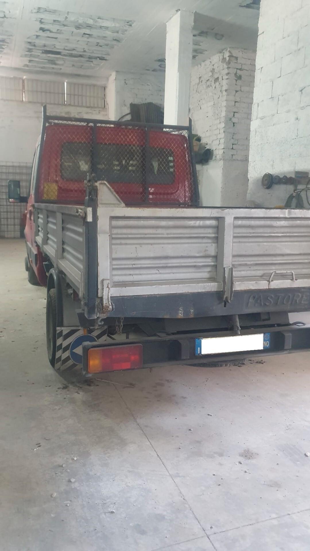 iveco daily 35c11 doppia cabina ribaltabile