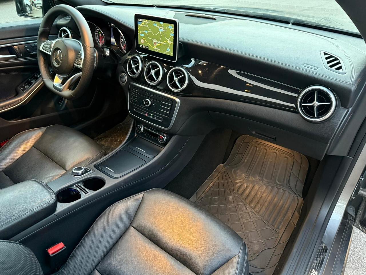 Mercedes-benz CLA 220 d Automatic Premium