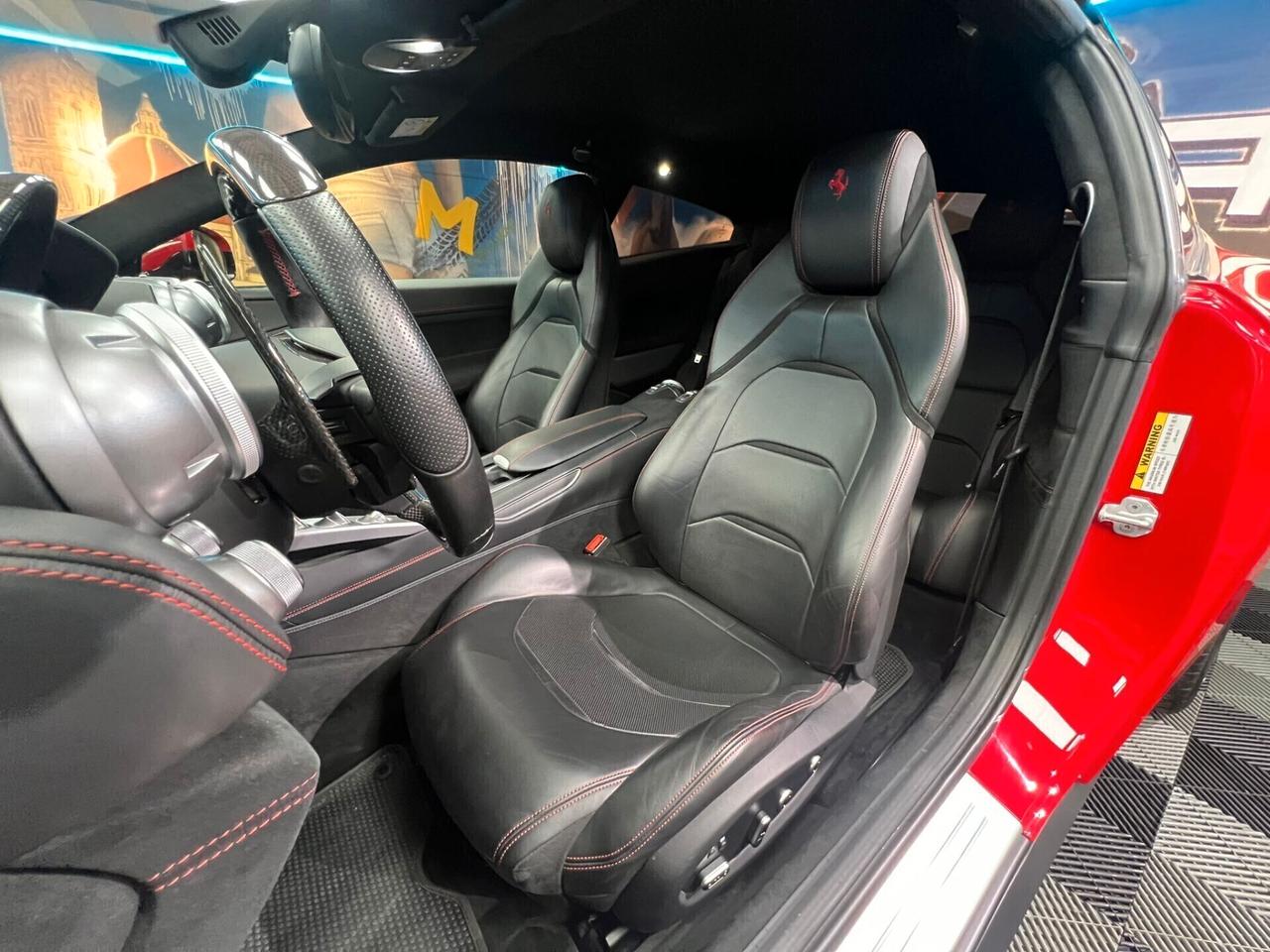 Ferrari GTC4 Lusso 3.9 T dct (296)