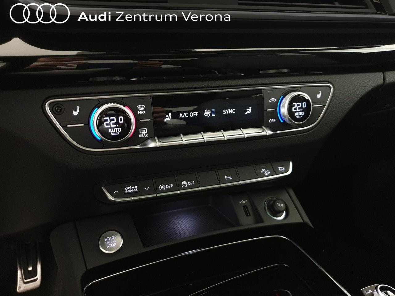 Sportback 40TDI 204CV quattro Str Identity Black