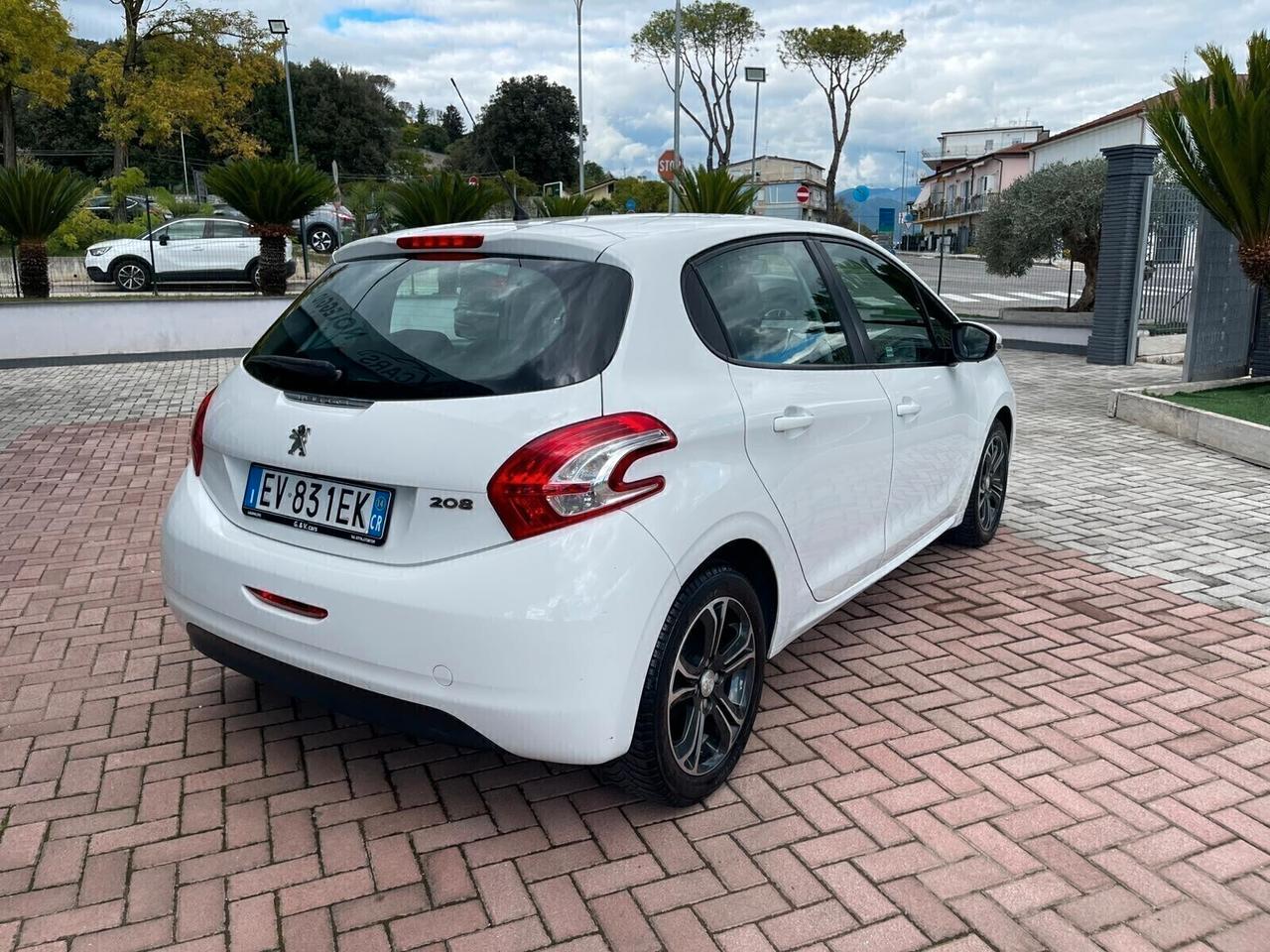 Peugeot 208 1.2 puretech 82cv