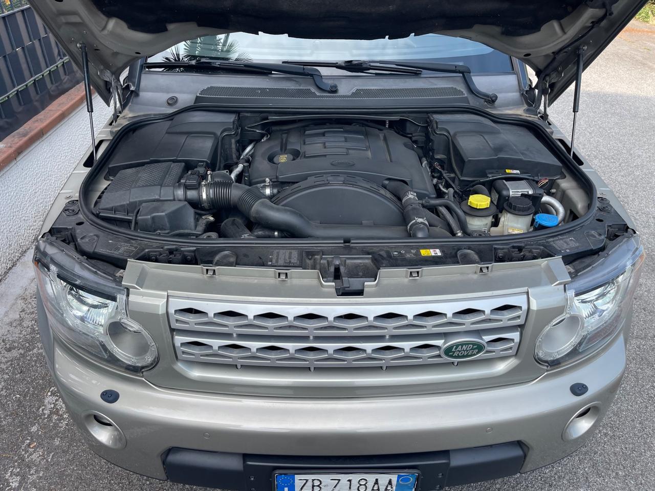 Land Rover Discovery 4 3.0 SDV6 245CV HSE