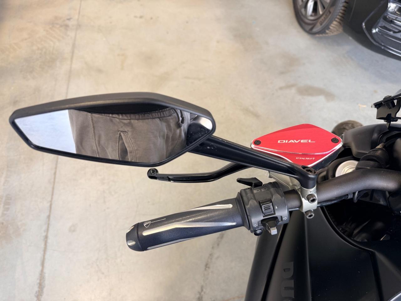 Ducati Diavel Titanium S Black Edition