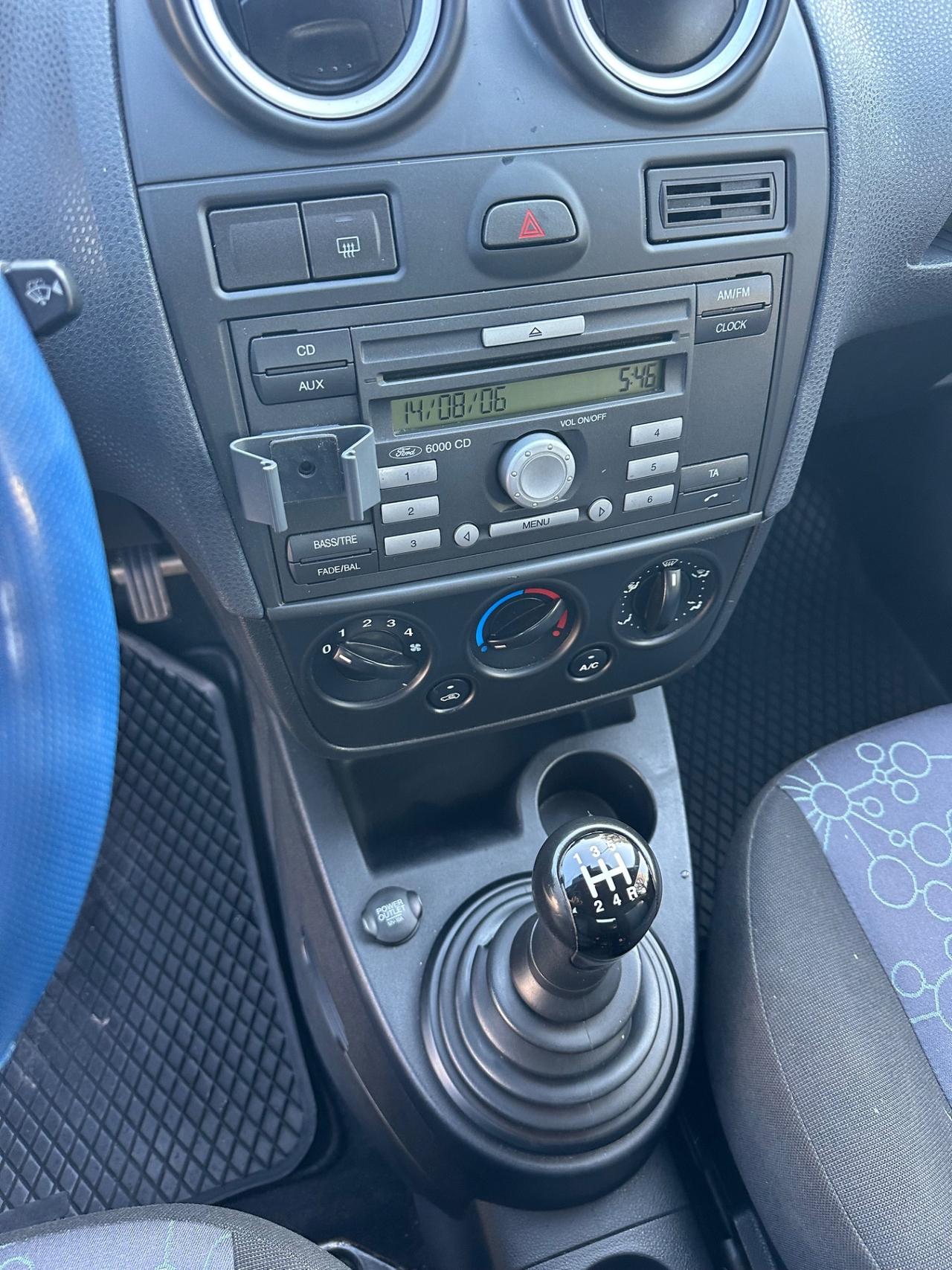 Ford Fiesta 1.2 benz 2006 NEOPATENTATI