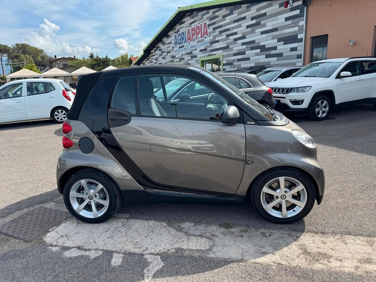 Smart ForTwo 1.0 BENZ MHD CABRIO PULSE 2011