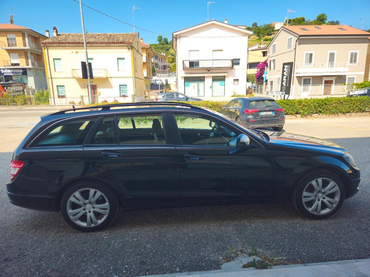 Mercedes-Benz C 220 ELEGANCE SW