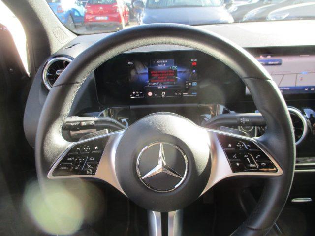 MERCEDES-BENZ B 180 Automatic Progressive Navi/Led/Camera