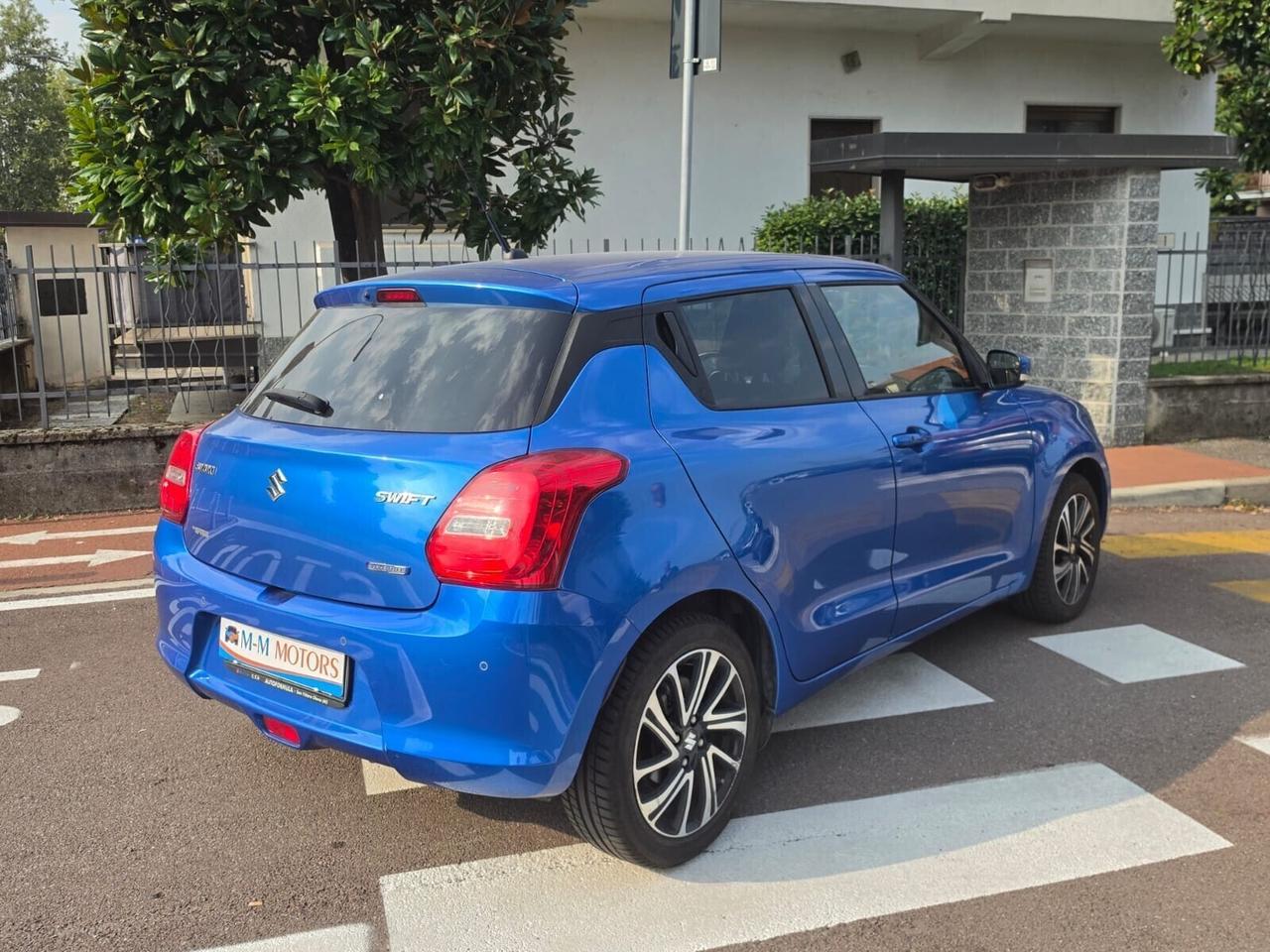 Suzuki Swift 1.2 Hybrid Top