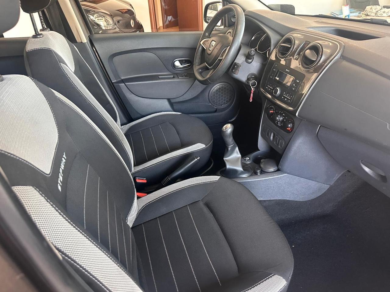 Dacia Sandero Stepway 0.9 TCe Turbo GPL 90 CV S&S Techroad