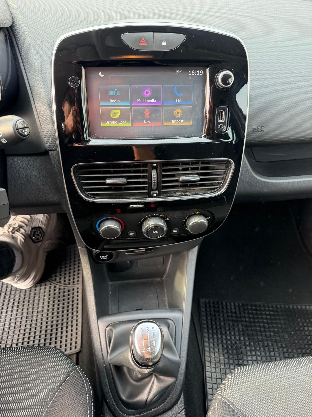 Renault Clio Van