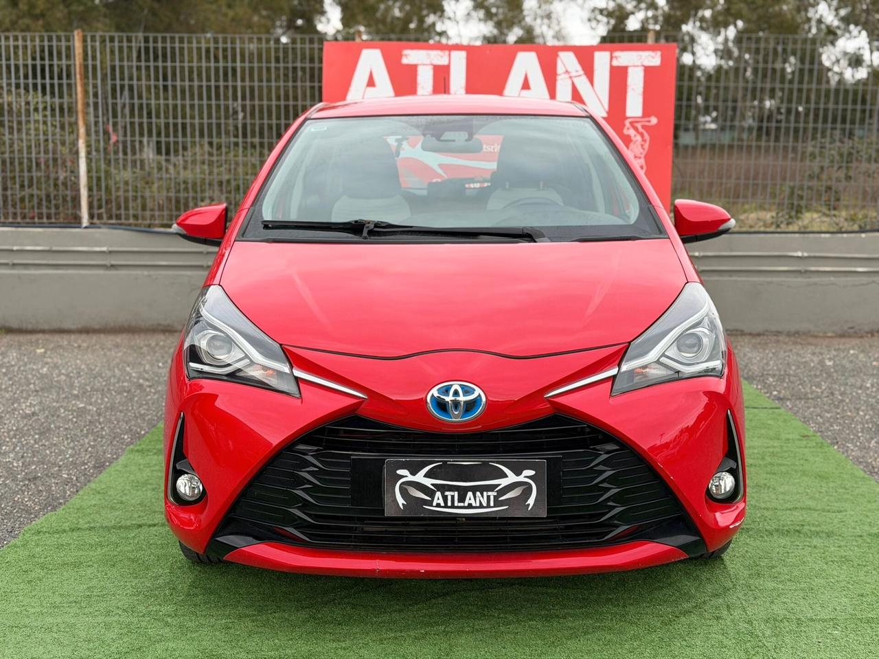 Toyota Yaris 1.5 Hybrid 5 porte Cool