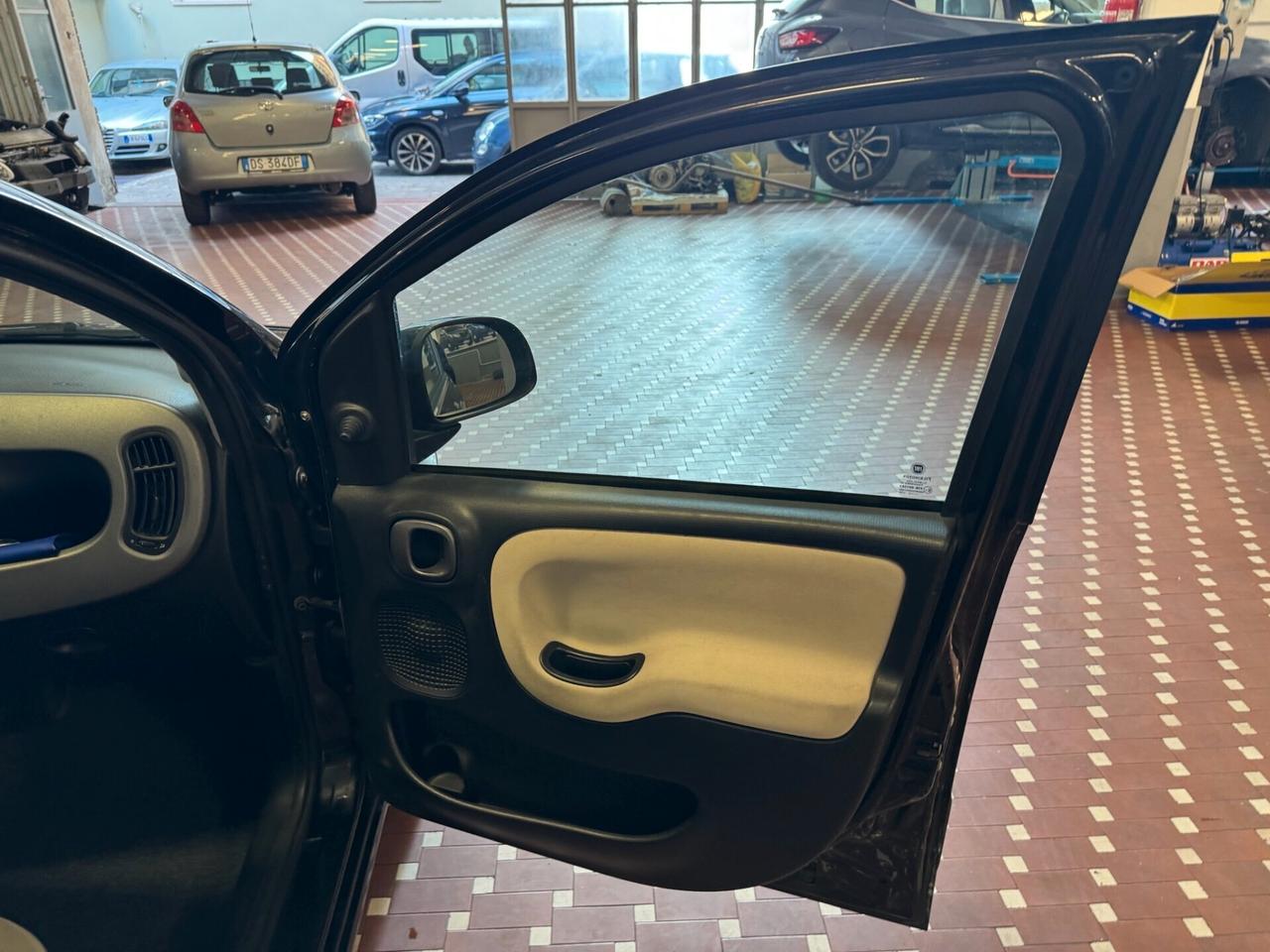 Fiat Panda 1.2 Lounge - NEOPATENTATI - UNICO PROPRIETARIO