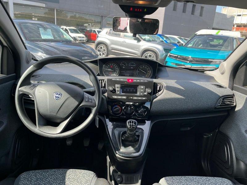 Lancia Ypsilon Ypsilon 1.0 FireFly 5 porte S&S Hybrid Silver Plus