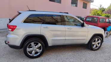 Jeep Grand Cherokee 3.0 CRD Overland + Gancio