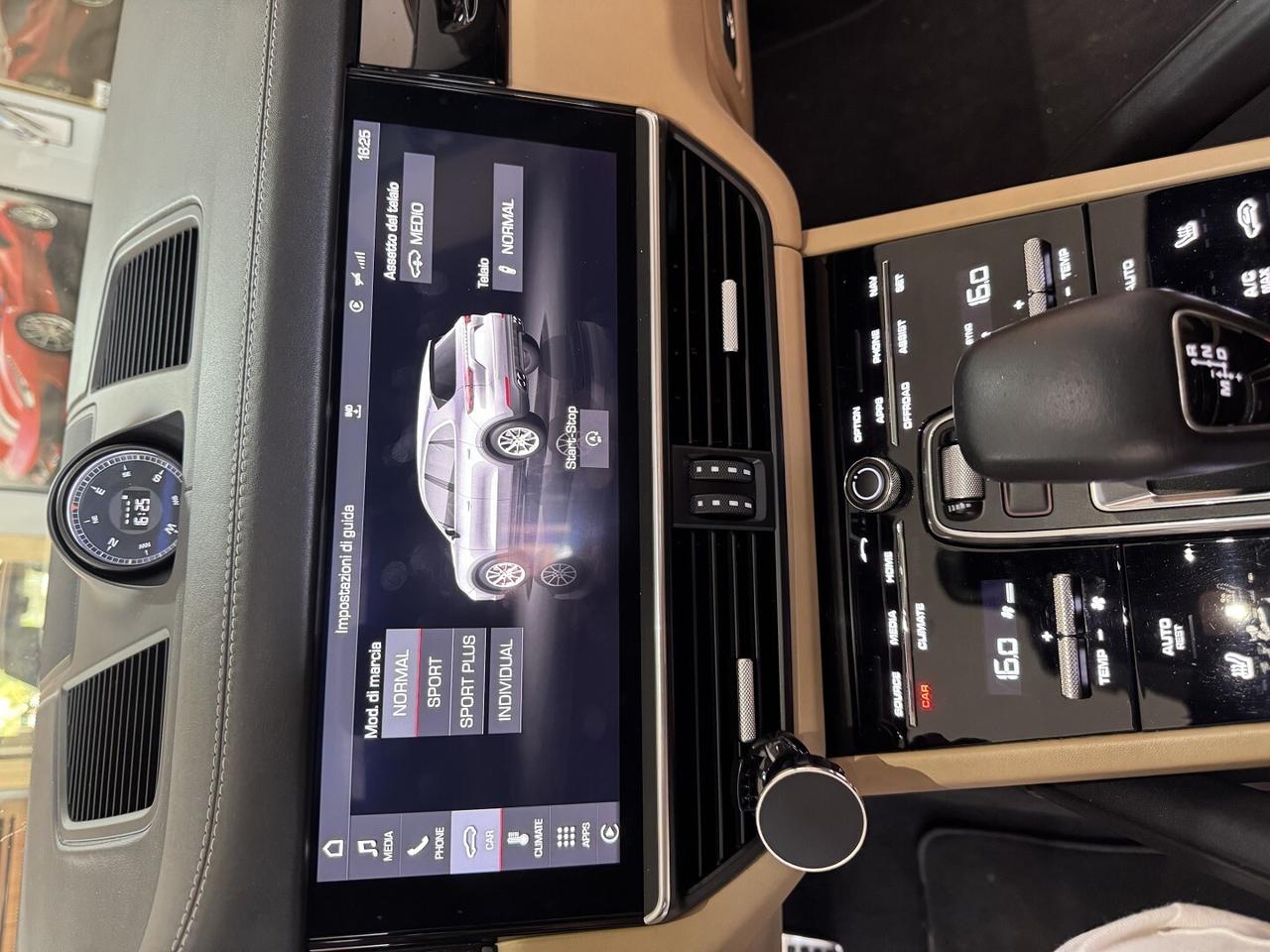 Porche CAYENNE S 2.9 V6 Bi-Turbo 440 cv.