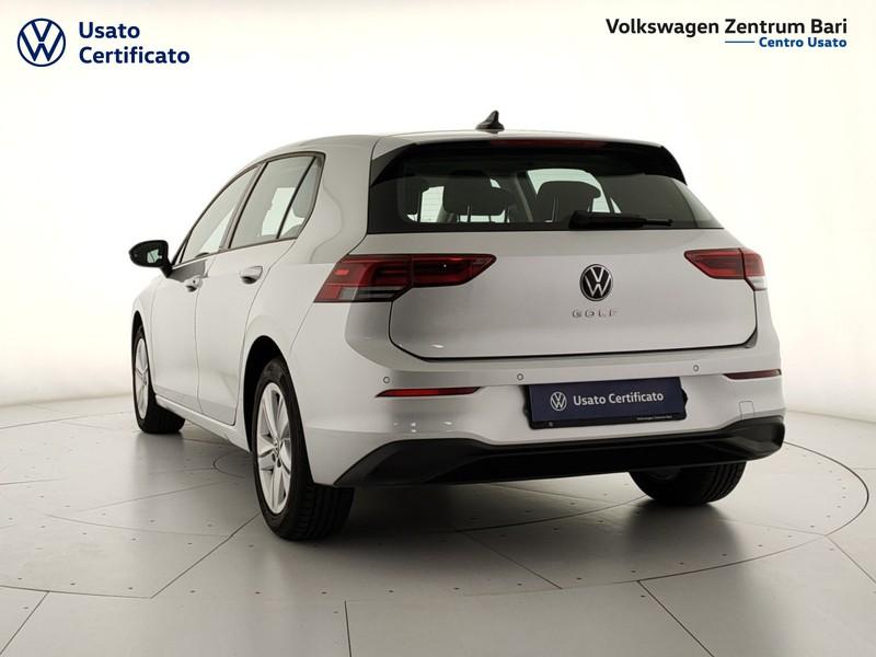 Volkswagen Golf 1.5 tgi life 130cv