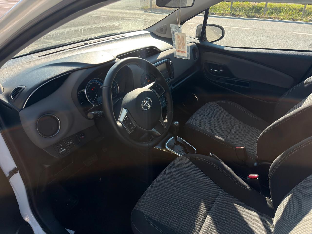 Toyota Yaris 2016 5p 1.5cc 75Cv Automatica