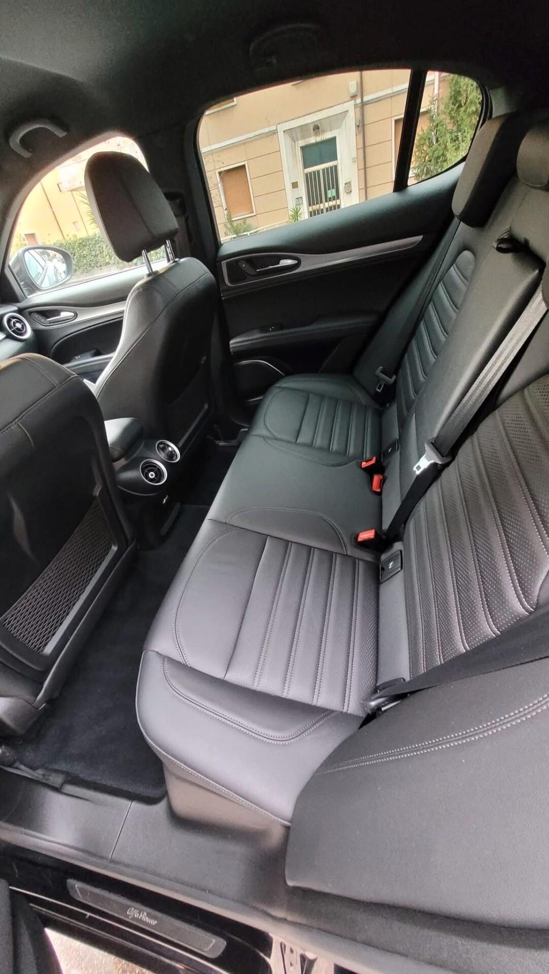 Alfa Romeo Stelvio 2.2 Turbodiesel 210 CV AT8 Q4 Veloce