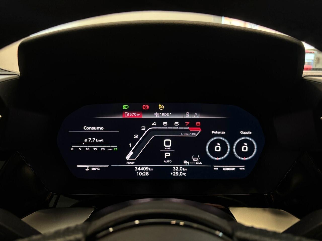 Audi RS3 quattro S tronic