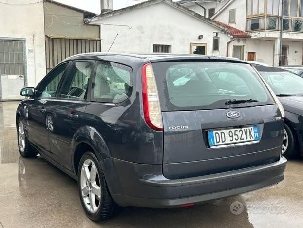 Ford Focus CC Focus C-Max 1.8 TDCi (115CV) Ghia