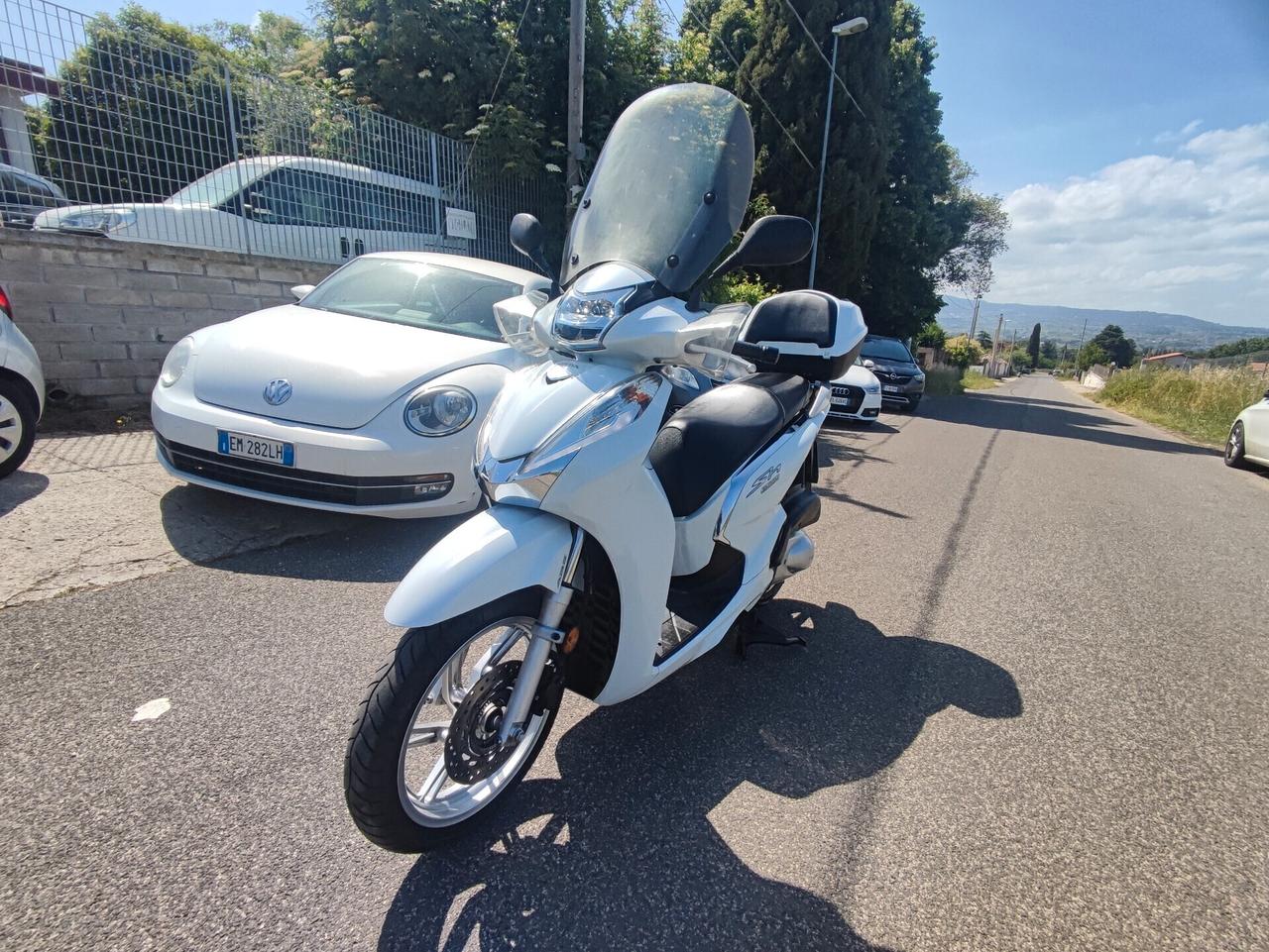 Honda SH 300 i