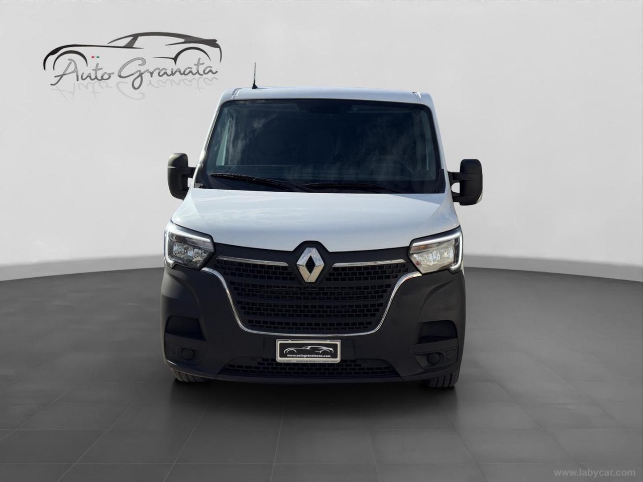 Master T28 2.3dCi135 PC-TM Furg. Ice