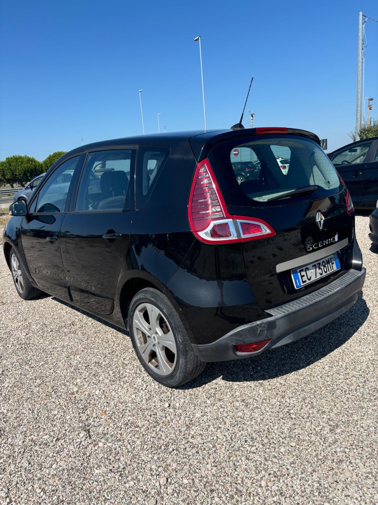 Renault Scenic Scénic X-Mod 1.5 dCi 110CV Luxe