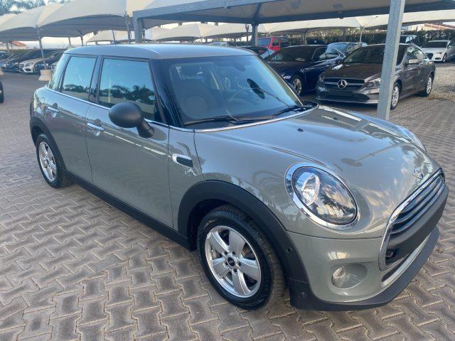 MINI One 1.5 One D Business 5 porte **NEOPATENTATI**