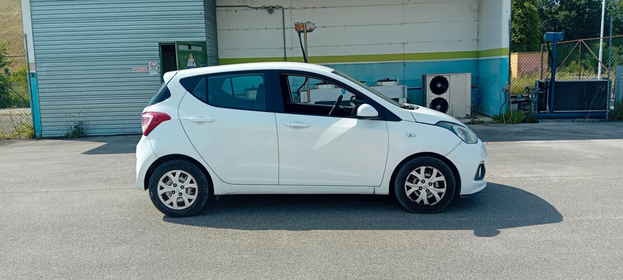 Hyundai i10 1.0 gpl 2015