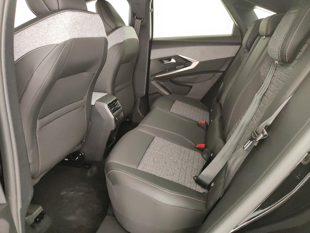 Peugeot 3008 Hybrid 145 e-DCS6 Allure
