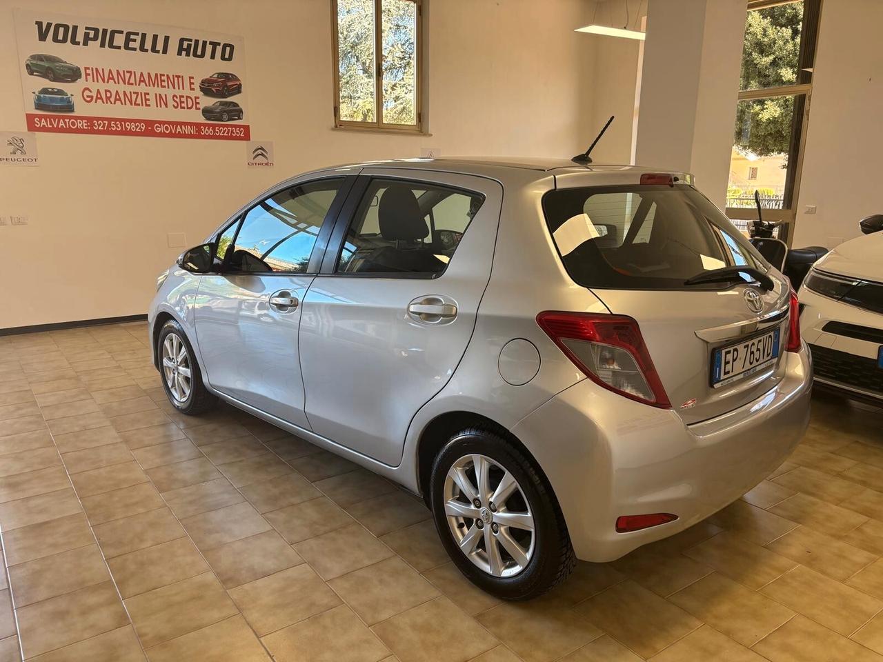 TOYOTA YARIS ANNO 2013 DS 1.4 ADATTA NEOPATENTATI KM 100 MILA