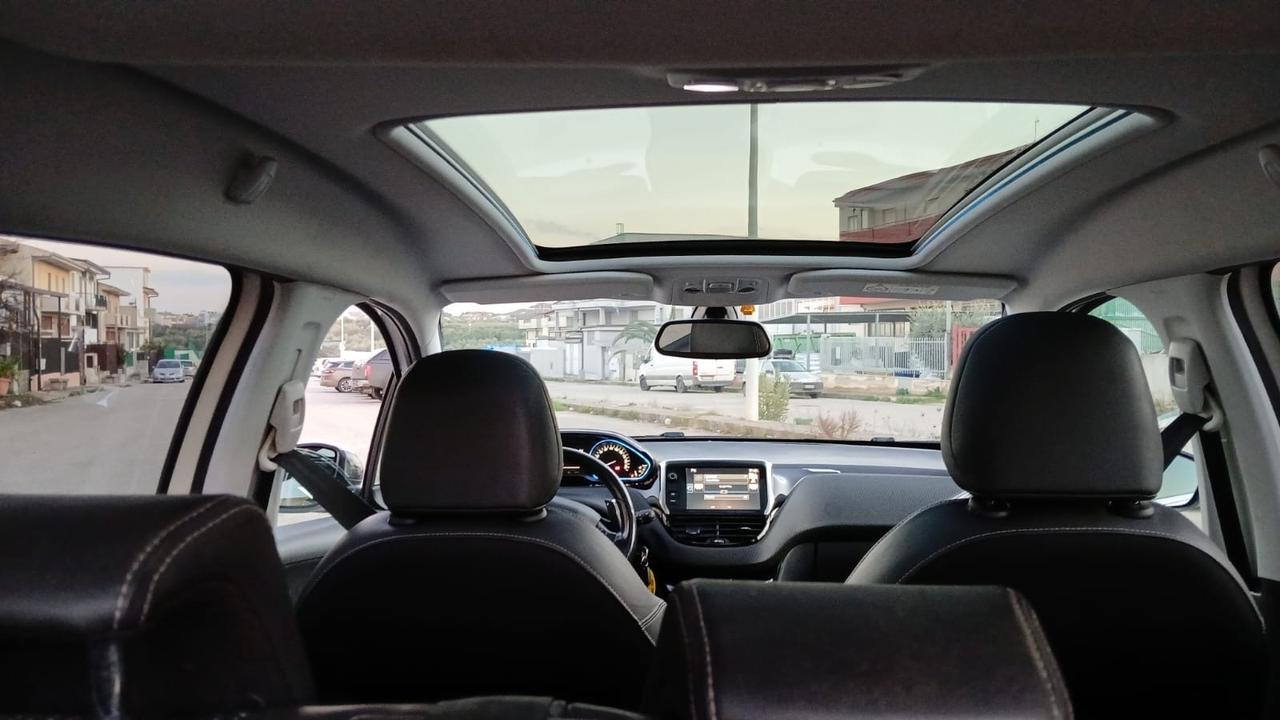 Peugeot 2008 BlueHDi 120 S&S Allure