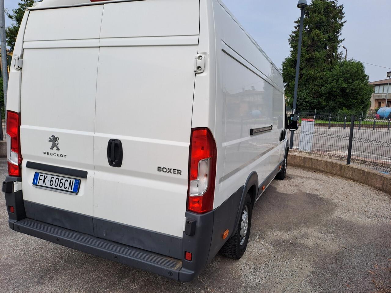 Peugeot Boxer 335 2.0 BlueHDi 130CV PC-TN Furgone