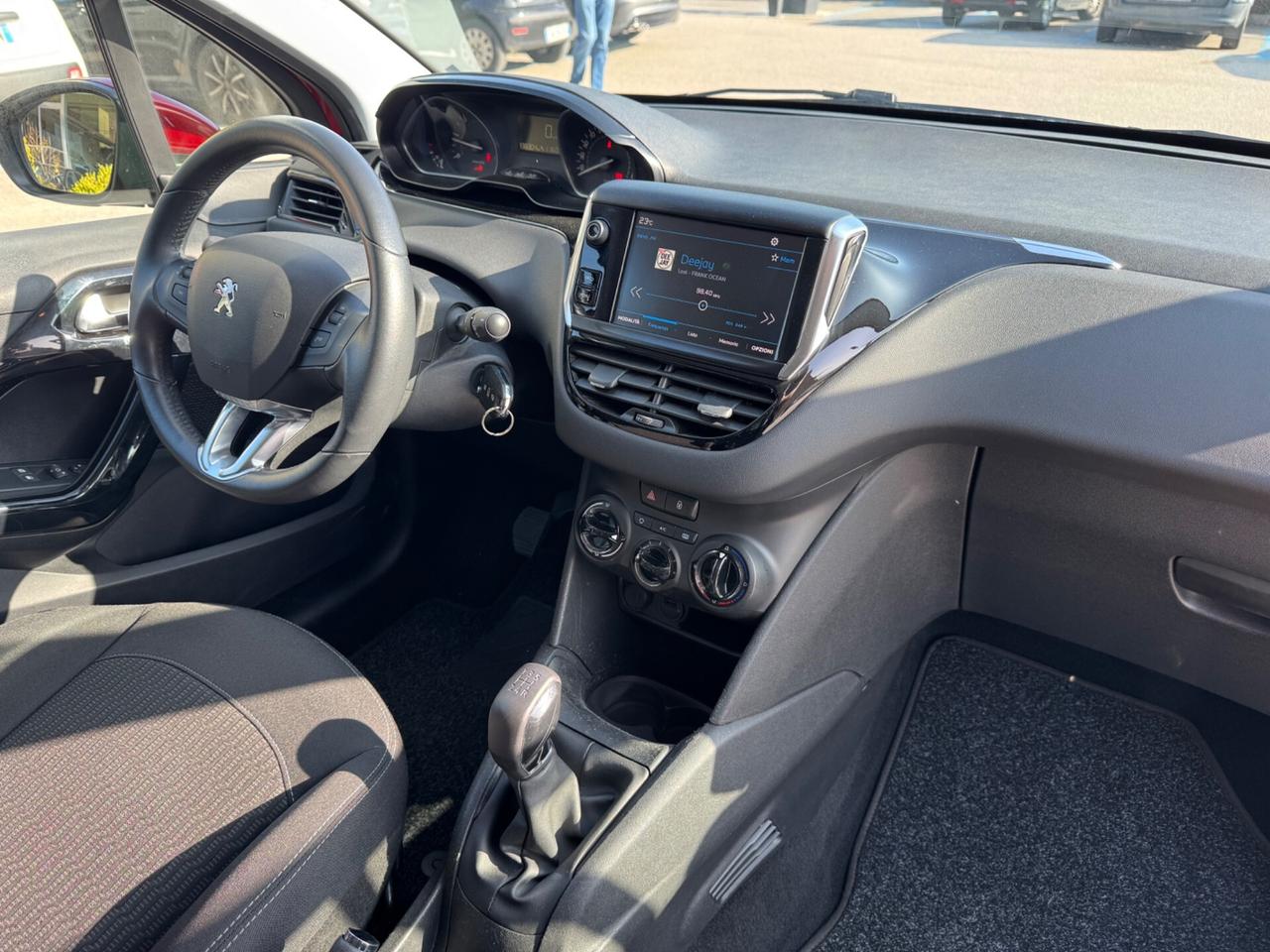 Peugeot 208 BlueHDi 100 5 porte GT Line