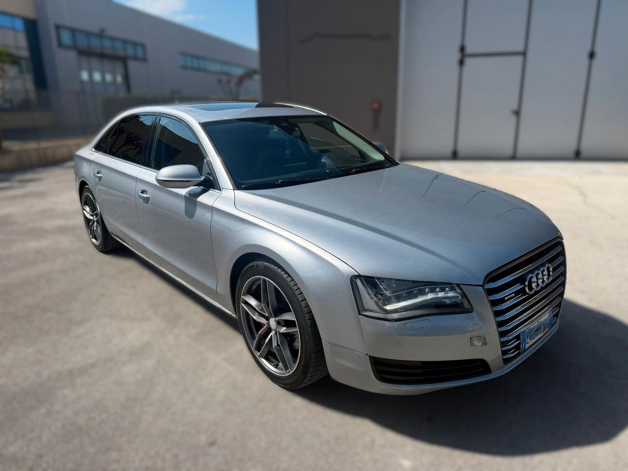 Audi A8 L 4.2 V8 TDI 2015 12 MESI DI GARANZIA