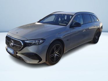 Mercedes-Benz Classe E E SW 220 D AMG LINE ADVANCED AUTO