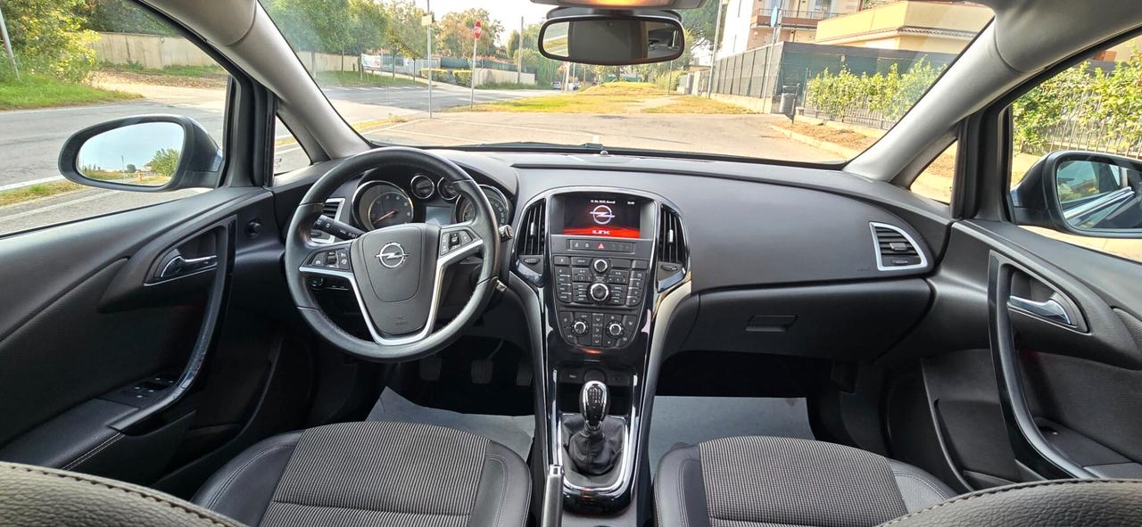 Opel Astra 1.6 CDTI 136CV EcoFLEX S&S 5 porte Cosmo