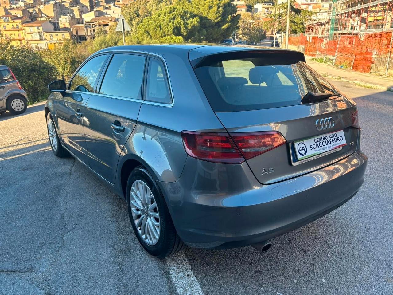 Audi A3 SPB 1.6 TDI Ambiente