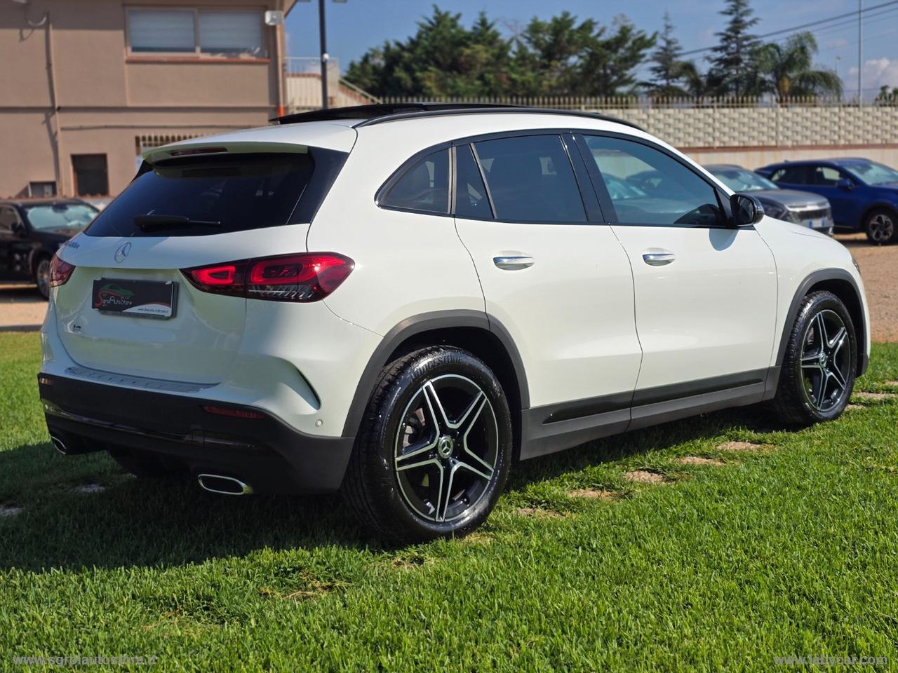 MERCEDES-BENZ GLA 200 d Automatic Premium TETTUCCIO
