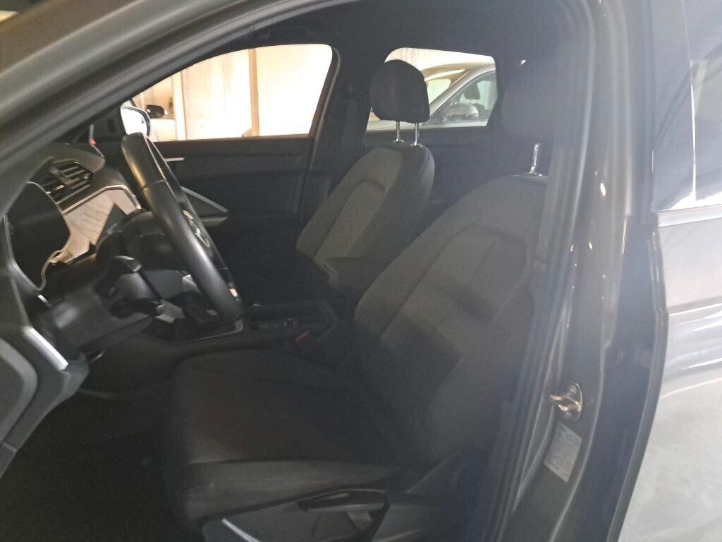 AUDI Q3 35 TDI 150CV S-TRONIC BUSINESS EDITION ( FARI LED - VIRTUAL COCKPIT - CRUISE - NAVI - MIRROR - PDC )
