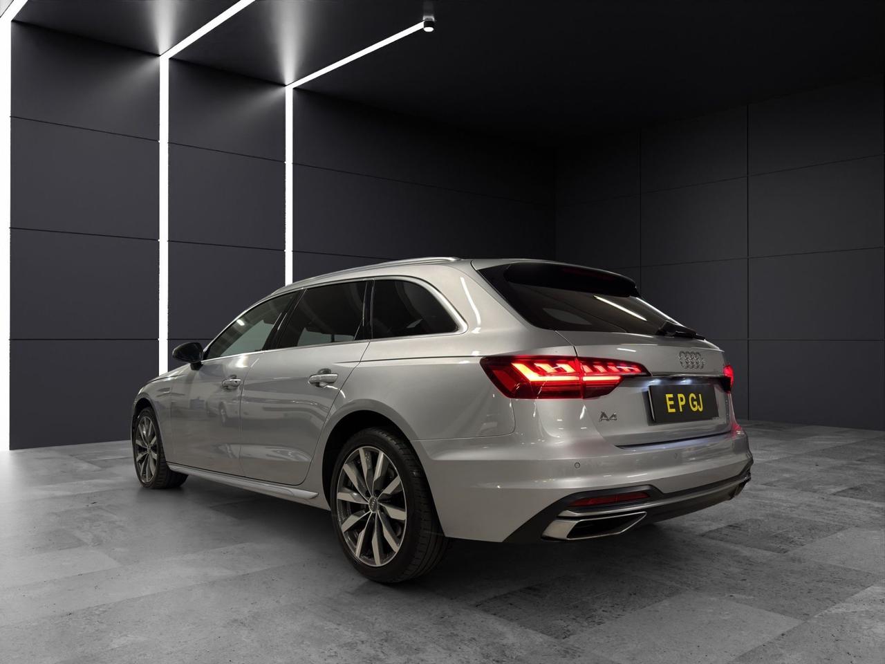 Audi A4 Avant 35 TDI/163 CV S tronic Business Advanced