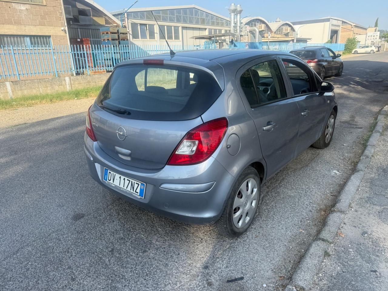 Opel Corsa 1.2 5 porte Easytronic Enjoy