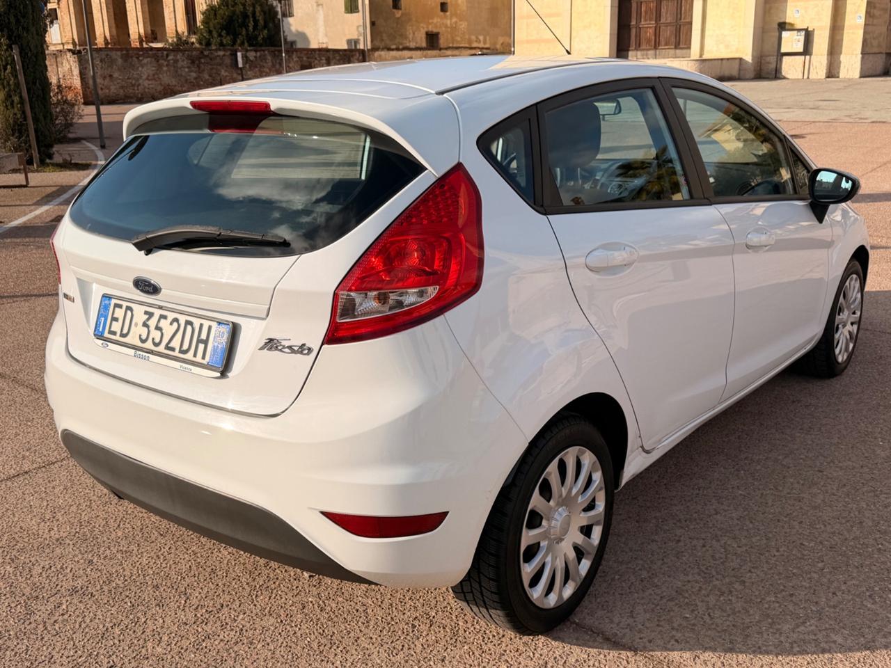 Ford Fiesta 1.4 TDCi km110mila neopatentati
