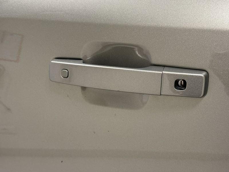 Land Rover Defender Defender 110 2.0 si4 phev SE awd 404cv auto